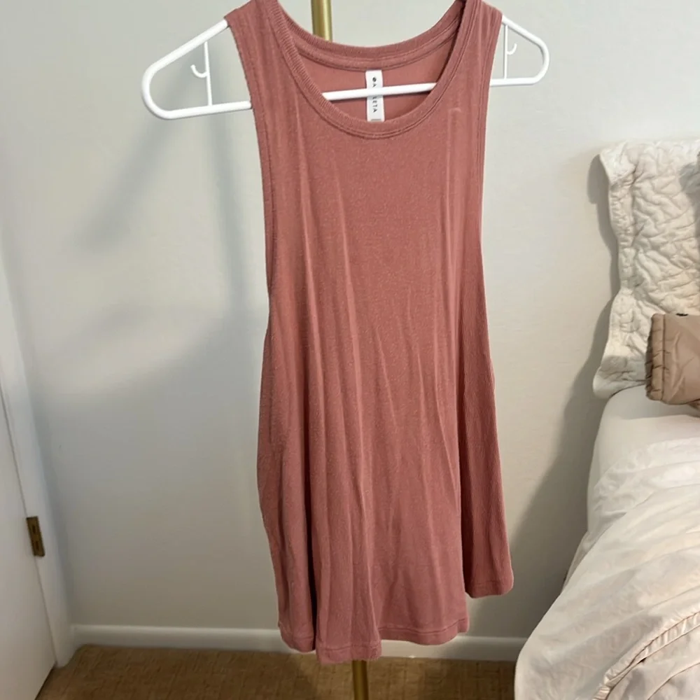 Athleta Tank Bundle - Picture 4 of 8
